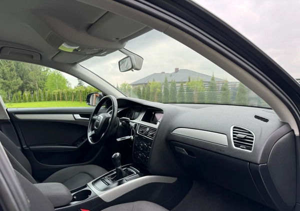 Audi A4 cena 24900 przebieg: 220158, rok produkcji 2009 z Police małe 704